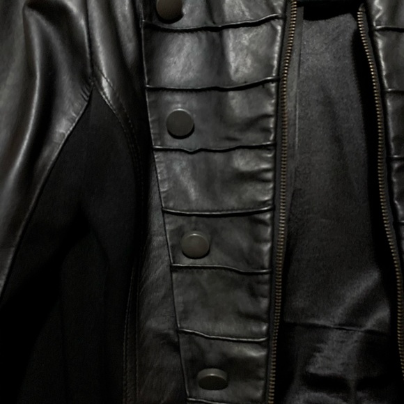 BEBE leather rare jacket - Picture 8 of 8